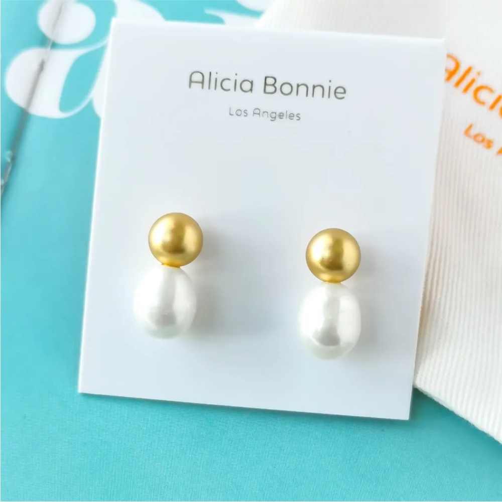NEW Alicia Bonnie Vera Earrings in White Freshwater Pearl 14k Gold - Picture 2 of 4